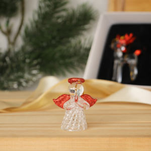 Belle figurine en verre soufflé angélique avec halo doré - Décoration de maison festive faite à la main personnalisable - Product Image 5