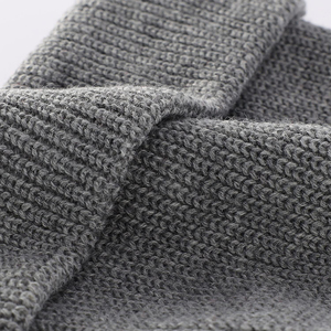 Vente en gros de bonnet de ski unisexe personnalisé avec crâne, bonnet tissé avec logo tricoté à revers, bonnet d'hiver gaufré pour hommes et femmes - Product Image 6