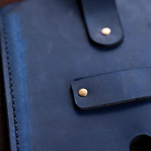 Panier à vin de luxe en cuir véritable durable de qualité supérieure Logo personnalisé Sac cadeau imperméable anti-poussière Couleurs personnalisées - Product Image 4