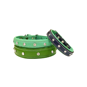 Collar de Perro de Cuero Genuino con Tachuelas, Cómodo y de Alta Calidad, Hecho a Mano, Producción Ética, Personalizable y Moderno - Product Image 1