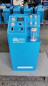 Machine <span class=keywords><strong>de</strong></span> rinçage et d'échange <span class=keywords><strong>de</strong></span> <span class=keywords><strong>liquide</strong></span> <span class=keywords><strong>de</strong></span> <span class=keywords><strong>refroidissement</strong></span> compatible avec tous les véhicules, outil professionnel d'entretien du système <span class=keywords><strong>de</strong></span> radiateur - Product Image 6