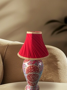 Elegante lámpara de mesa Kashmiri Paper Mache hecha a mano para una decoración única del hogar - Product Image 3