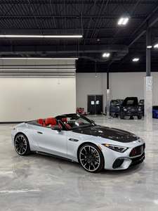 Achetez maintenant le Mercedes-Benz SL-Class AMG SL 63 2022, prêt à être expédié - Product Image 6