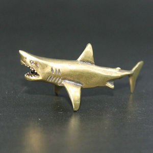 Nouvel Article En Fonte D'aluminium Solide Requin Figurine Solide Sculpture Objet Décoratif Vente Chaude Requin Modèle exportation - Product Image 6