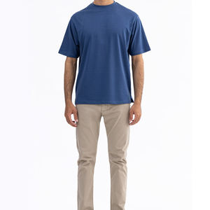 Camiseta de Hombre 100% Algodón, Alta Calidad, Cómoda, Logotipo Personalizado, Stock Regular, Venta al por Mayor - Product Image 1