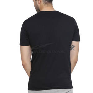 Jersey ligero de 100% algodón con ajuste relajado para gimnasio en casa o uso en verano - Product Image 4