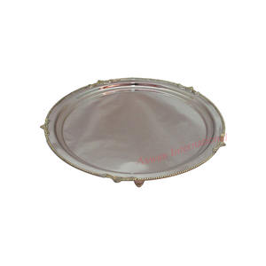 Plateau de service en laiton fait main, écologique, motif floral, avec emballage personnalisé, fabriqué en Inde pour restaurants et hôtels – Vente chaude - Product Image 3