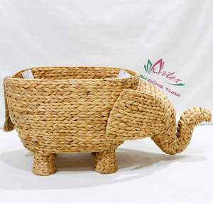 Wholesale New Item Natural <b>Woven</b> <b>Baskets</b> Water Hyacinth Storage <b>Basket</b> Animal Shaped for Home Use and Living Room Decoration - Product Image 2