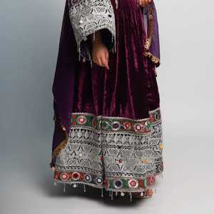 Vestido afgano tejido a mano con bordado étnico Vestido tribal Kuchi para mujer con costuras auténticas - Product Image 4