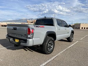 TOYOTA TACOMA TRD OFF-ROAD DOBLE CABINA 4X4 2020 USADA (LHD/RHD) - Product Image 3