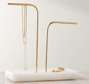 Support à bijoux en métal décoratif avec motifs artistiques et espace de rangement multi-niveaux adapté aux bijoux et aux accessoires - Product Image 1