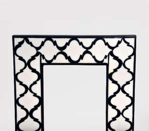 Décoration de cadre photo blanc fait à la main - Product Image 2