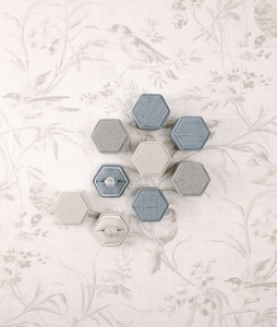 Boîte à bijoux en velours de qualité supérieure pour bagues de fiançailles et de mariage Boîte de rangement élégante pour bagues de luxe pour les mariées - Product Image 2