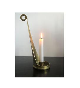 Bougeoir en laiton de style vintage idéal pour la décoration intérieure ethnique rituels sacrés et célébrations religieuses - Product Image 1