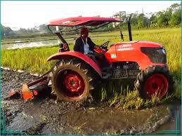 Tracteur agricole Kubota M6040 pour rizières, 60 CV, 4 roues motrices, diesel, pour <span class=keywords><strong>op</strong></span>érations de culture du riz - Product Image 5