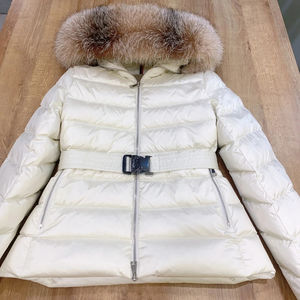 เสื้อแจ็คเก็ตผู้ชายคุณภาพสูงสำหรับฤดูหนาว ผ้าแคนวาส บุใยโพลีเอสเตอร์ ระบายอากาศได้ดี มีโลโก้ด้านหน้า สไตล์ลำลอง เหมาะสำหรับกิจกรรมกลางแจ้ง ซับในผ้าไผ่ - Product Image 1