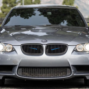 BMW M3 berline 2011 d'occasion en bon état, pack compétition, moteur V8, pack premium, provenance Californie - Product Image 1