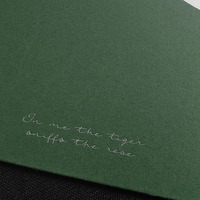Enveloppes en papier coloré de luxe personnalisées avec logo en relief, rabat incurvé pour cartes d'invitation, cartes de remerciement et emballages de marque