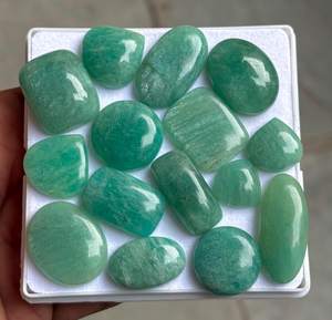 Cabujones de Amazonita Verde Genuina Rara, Piedra Curativa Natural Seleccionada para Joyería Fina, Artesanía, Elegancia Clásica Atemporal - Product Image 1