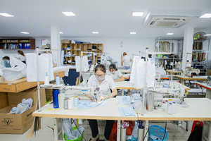 Insidemen hommes Smart chemise décontractée IPS043AZ à manches courtes chiffon doux bouton Nylon Spandex tissu en gros - Product Image 6