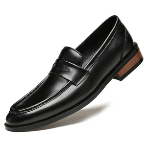Ensemble de chaussures en cuir noir simples et haut de gamme pour hommes, avec un design élégant et une semelle durable, chaussures en cuir noir de haute qualité pour occasions formelles - Product Image 4