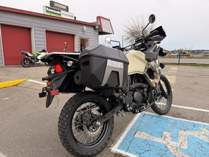 Nuova Kawasaki KLR650 Adventure ABS <span class=keywords><strong>Cypher</strong></span> Camo Beige 2025, bestseller, pronta per la spedizione in tutto il mondo - Product Image 3