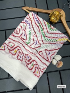 Diseñador exclusivo última tendencia musgo Crape Sari mujer moda fabricante de la India a la tarifa más baja - Product Image 6