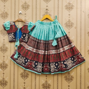 Shoryam Fashion Lehenga Choli de Poliéster Estampado Ferozi de Calidad Premium, Estilo Étnico y de Fiesta, Largo hasta el Suelo, Completamente Cosido para Niñas, Nuevo - Product Image 2