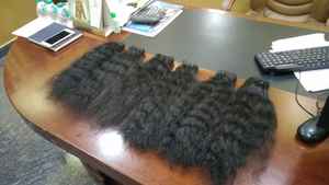 Extensions de cheveux Remy sans enchevêtrement prêtes à être expédiées personnalisables en fonction de l'épaisseur du volume de la couleur naturelle des cheveux - Product Image 6