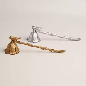 Herramienta duradera para apagar velas de metal de acero inoxidable para velas de extinción seguras en el hogar de la Iglesia y el spa - Product Image 2