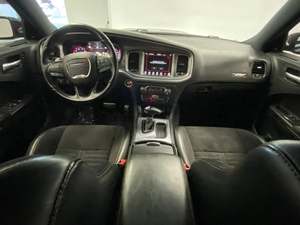 Usagé 2017 Dodge Charger R/T Scat Pack RWD Conduite À Gauche - Product Image 2