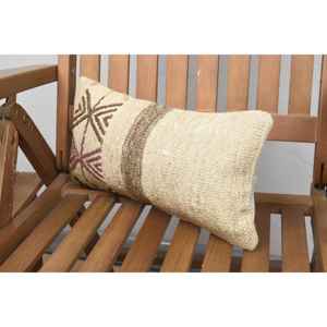 Cojín de Lana Kilim Beige de 8x16 Pulgadas, Cojín Decorativo de Lujo con Patrón Floral Vintage, Técnica de Tejido Antideslizante y Ecológica - Product Image 3