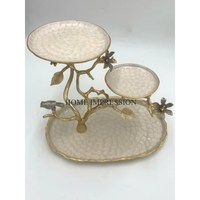 Support à gâteau rond en métal blanc avec bordure perlée dorée, revêtement poudré, multifonctionnel, pour les fêtes d'anniversaire et la décoration de desserts