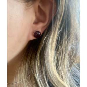 Navajo Handmade Amethyst Spiny Oyster <b>Sterling</b> <b>Silver</b> <b>Stud</b> Earrings - Product Image 2