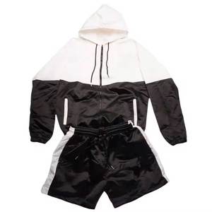 Ensemble short et veste coupe-vent décontractée à capuche pour femme, en tissu confortable, coupe moderne, ajustement régulier, léger, uni et écologique - Product Image 1