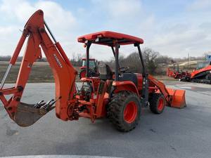 Tractor Agrícola Kubota L4508 - Tractores de 45 HP, Maquinaria Agrícola Pequeña, Equipo Articulado, Tractor Agrícola 4x4 - Product Image 1