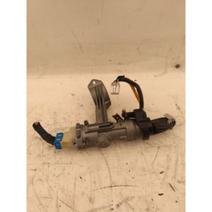 Cylindre de serrure de contacteur d'allumage HYUNDAI Tucson Série 819102EA00 (04>09) - Product Image 1