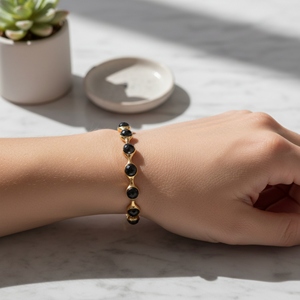 Brazalete Redondo de Hipersteno Chapado en Oro/Rodio - Joyería Unisex para Regalo y Ocasiones Festivas - Product Image 5