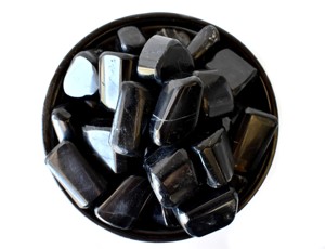 Atractivas Turmalinas Negras Pulimentadas de Alta Calidad, 1 kg, Piedras Rodadas, Cristal de la India, Anshul Impex, para Decoración del Hogar con Feng Shui - Product Image 3