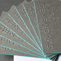 Cartes de visite professionnelles de luxe personnalisées grises avec logo en relief, papier cartonné épais, bord peint, cartes de visite haut de gamme