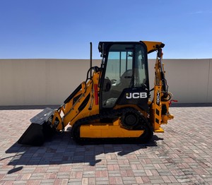 Chargeuse JCB 1CXT et attache pour mini-chargeuse, matériel de construction actuellement disponible à la vente - Product Image 4