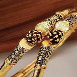 Brazaletes de latón en relieve con piedras para mujer, joyería chapada en oro indio, accesorios elegantes para bodas y fiestas - Product Image 2