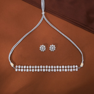 Ensemble de collier plaqué rhodium noir 2 tons Cz Classic Technologie d'incrustation de réglage de griffe - Product Image 1