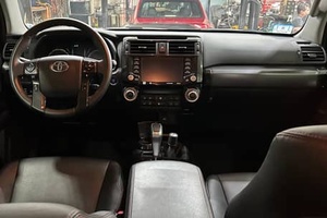 Toyota 4Runner TRD Pro 4WD-AWD Automatique 5 vitesses 2022 - Product Image 4