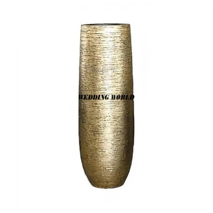 Vase à fleurs en métal fait à la main de qualité supérieure Porte-fleurs de créateur Meilleure vente en gros Nouveau pot de fleurs en métal - Product Image 6