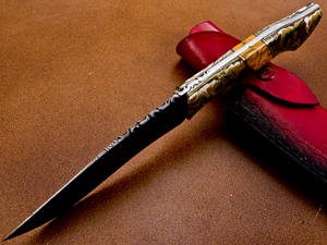 OEM Customizable Damascus Steel Hunting <b>Knife</b> Handmade Resin Handle Wood Horn Material <b>Twisted</b> Pattern Leather Sheath for EDC - Product Image 4