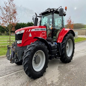 Tractor de orugas Massey Ferguson de alta calidad y confiable, 15 HP, 4WD, para operaciones agrícolas y de jardinería - Product Image 2