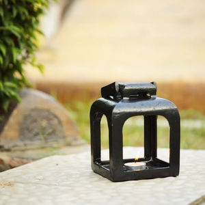 Lanterne en aluminium coulé décorations d'extérieur dernière conception lanterne à bougie de sol en aluminium de qualité supérieure pour hôtels restaurant - Product Image 6