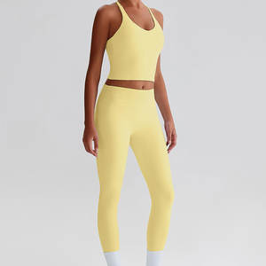 Ensemble de yoga pour femmes de qualité supérieure, dernier style, service OEM, vente en gros, ensemble de yoga pour femmes le plus vendu pour adultes - Product Image 2