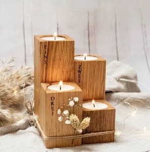 Porte-bougie en bois de qualité supérieure conçu pour les maisons de luxe, offrant un éclairage élégant et un attrait décoratif naturel - Product Image 2